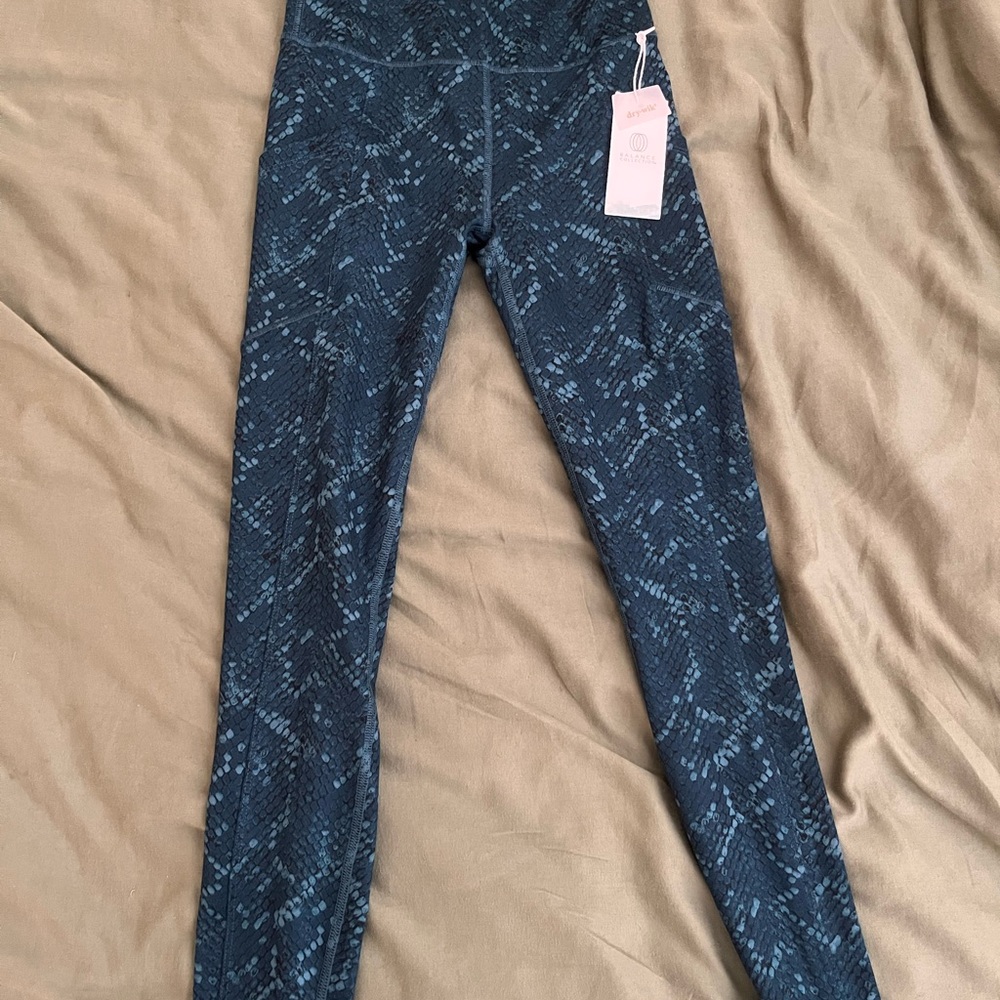Brand new teal / blue snakeskin leggings